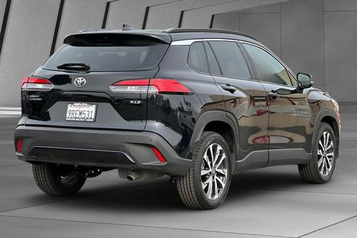 2025 Toyota Corolla Cross XLE
