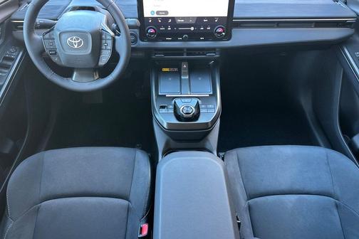 Overcast 2026 Toyota C-HR XSE