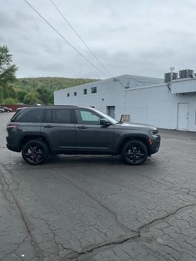 Gray 2026 Jeep Grand Cherokee Limited