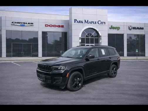 Black 2023 Jeep Grand Cherokee L Limited