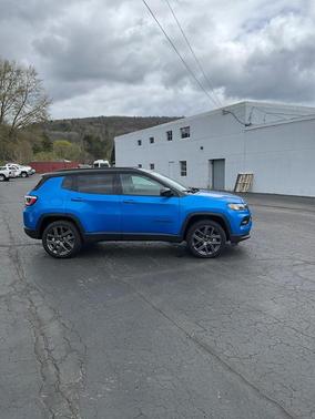 BL 2025 Jeep Compass Limited