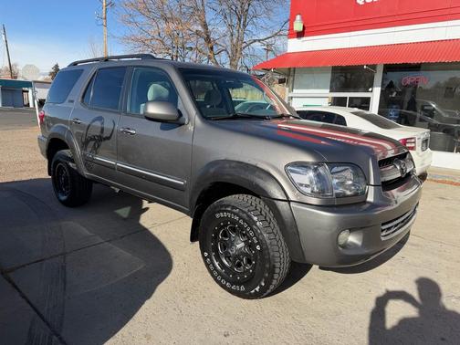 2006 Toyota Sequoia SR5
