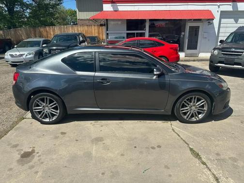 Classic Silver Metallic 2013 Scion tC Base