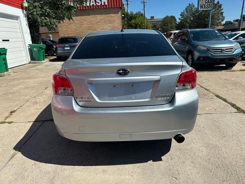 2014 Subaru Impreza 2.0i