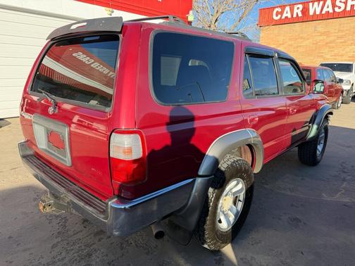 2000 Toyota 4Runner SR5