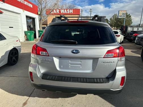 2011 Subaru Outback 2.5 i Limited