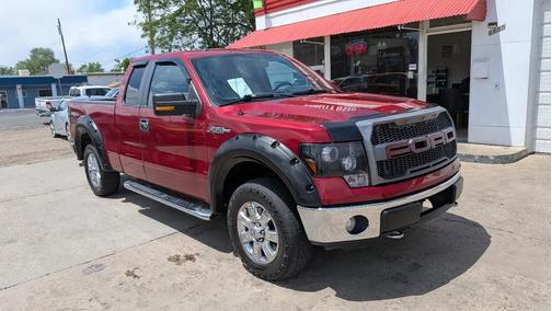 Red 2013 Ford F-150 XLT