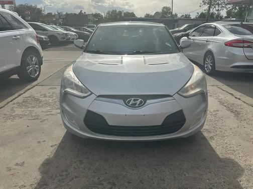 Ironman Silver Metallic 2015 Hyundai Veloster Base