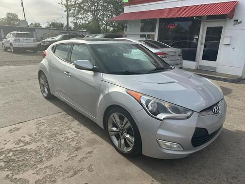 Ironman Silver Metallic 2015 Hyundai Veloster Base
