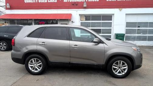 2014 Kia Sorento LX