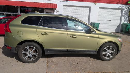 2011 Volvo XC60 T6