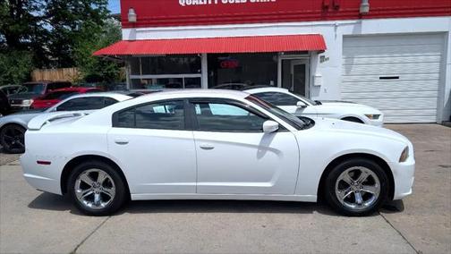 2013 Dodge Charger SXT