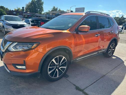 2018 Nissan Rogue SV