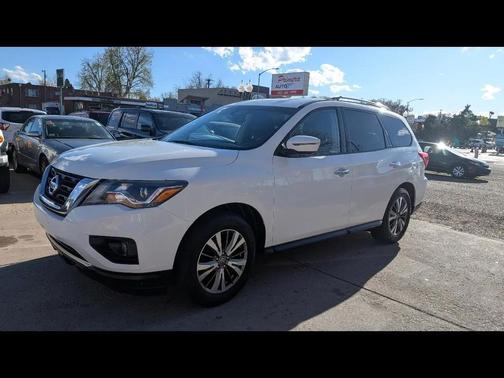 Glacier White 2019 Nissan Pathfinder SV