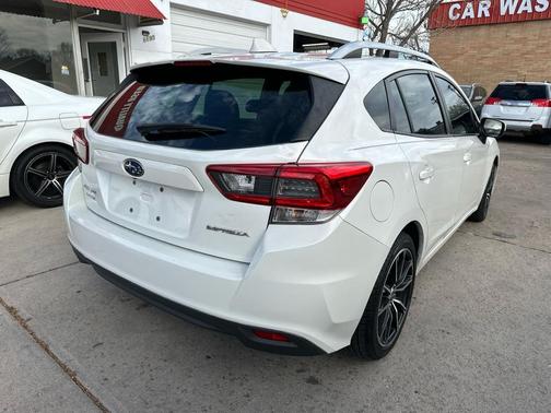 2022 Subaru Impreza 2.0i Premium