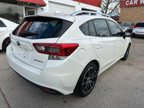 2022 Subaru Impreza 2.0i Premium