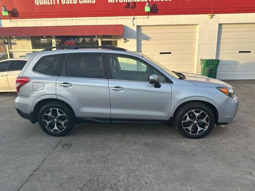 2014 Subaru Forester 2.0XT Touring
