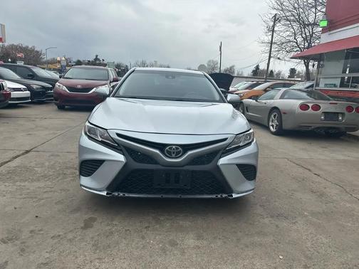 2018 Toyota Camry LE