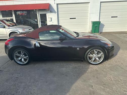 2010 Nissan 370Z Touring