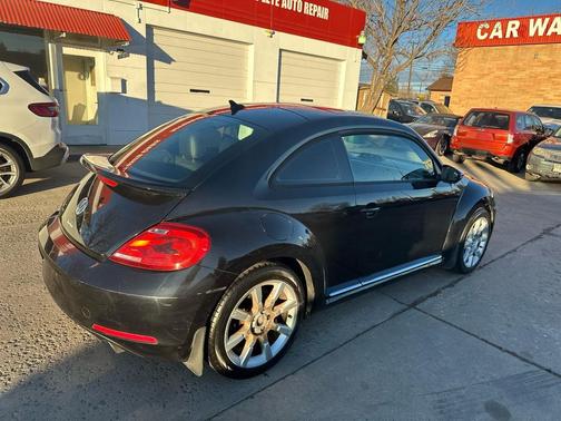 2013 Volkswagen Beetle 2.0T Fender Edition