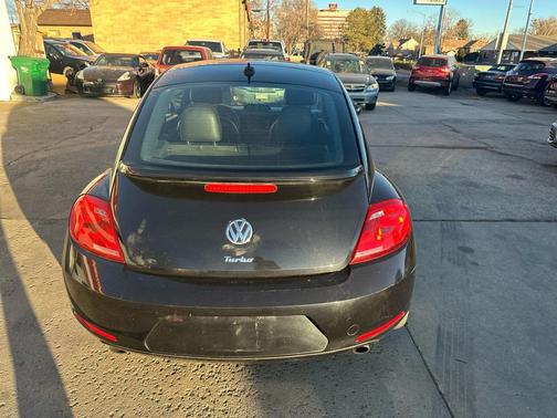 2013 Volkswagen Beetle 2.0T Fender Edition