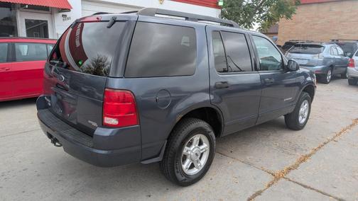 2005 Ford Explorer XLT Sport