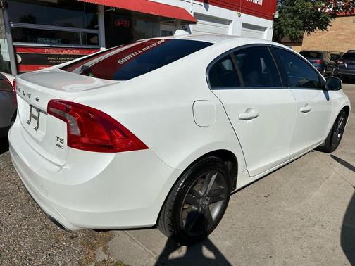 2015 Volvo S60 T5 Premier