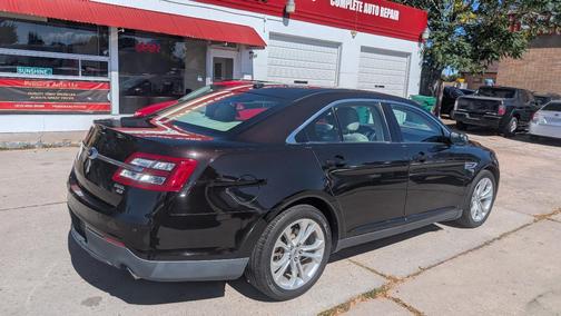 2013 Ford Taurus SEL