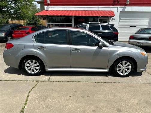 2011 Subaru Legacy Premium