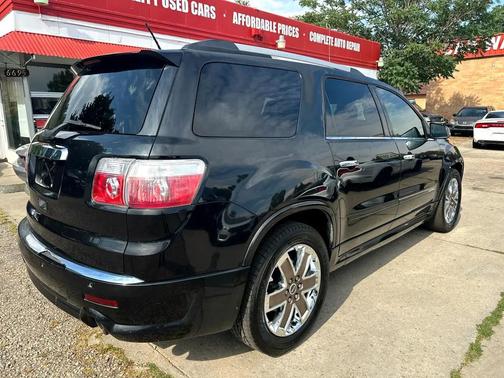 2011 GMC Acadia Denali