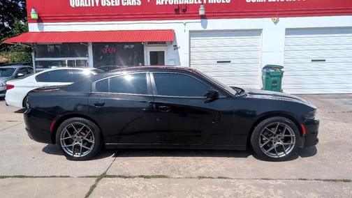 2020 Dodge Charger SXT