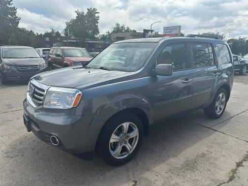 Polished Metal Metallic 2012 Honda Pilot EX-L
