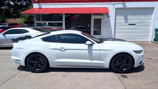 2015 Ford Mustang V6