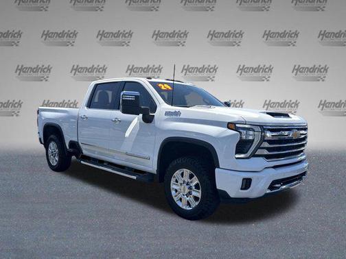 Summit White 2024 Chevrolet Silverado 2500 High Country