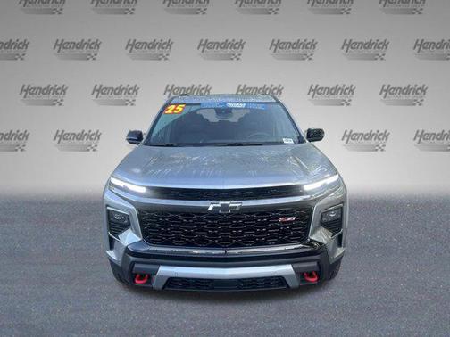 Sterling Gray Metallic 2025 Chevrolet Traverse AWD Z71