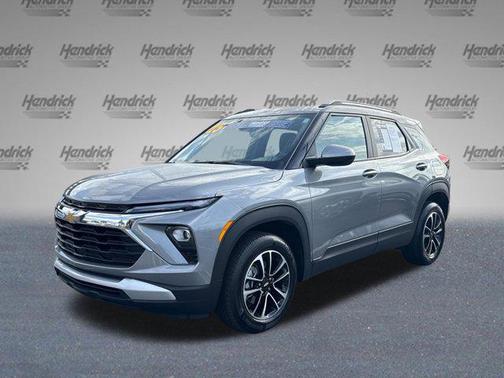 Sterling Gray Metallic 2025 Chevrolet Trailblazer LT