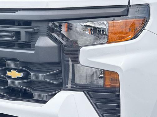 Summit White 2026 Chevrolet Silverado 1500 WT