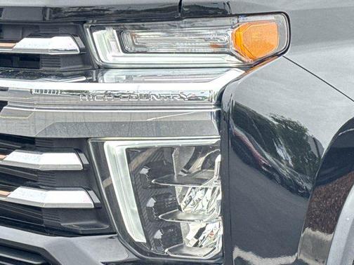 Mosaic Black Metallic 2022 Chevrolet Silverado 2500 High Country