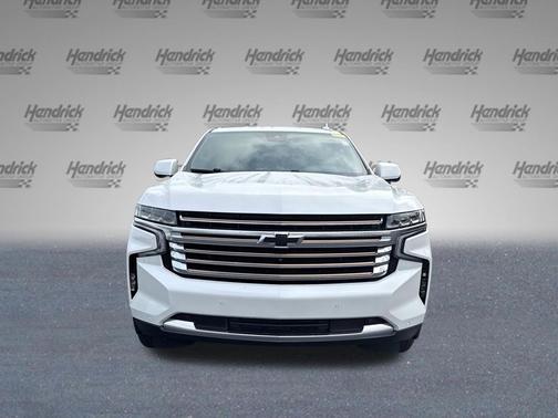 Iridescent Pearl Tricoat 2023 Chevrolet Suburban 2WD High Country