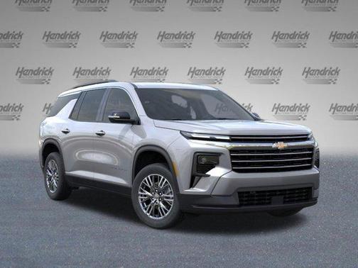Sterling Gray Metallic 2026 Chevrolet Traverse LT