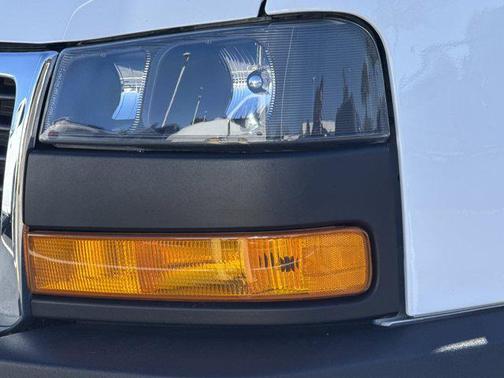 2024 GMC Savana 2500 Work Van