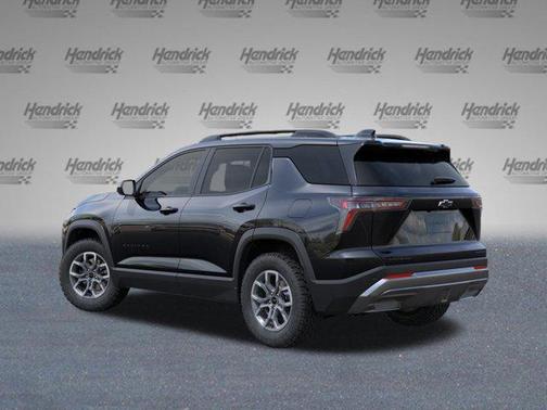 Mosaic Black Metallic 2026 Chevrolet Equinox FWD ACTIV