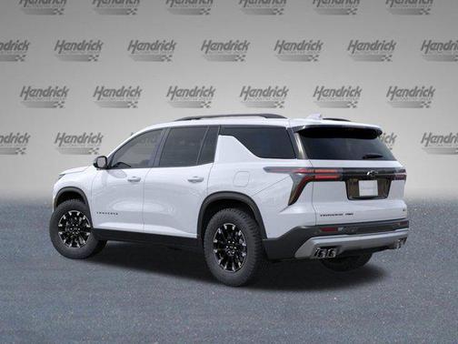 Polar White Tricoat 2026 Chevrolet Traverse AWD Z71