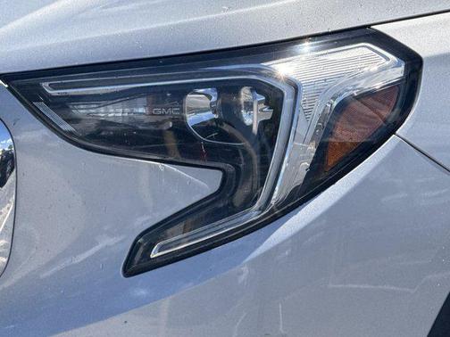 Quicksilver Metallic 2020 GMC Terrain SLT