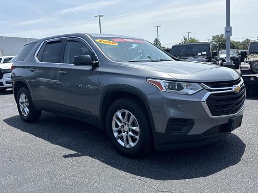 Satin Steel Metallic 2020 Chevrolet Traverse LS
