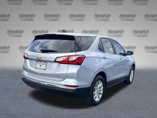Silver Ice Metallic 2021 Chevrolet Equinox 1LT