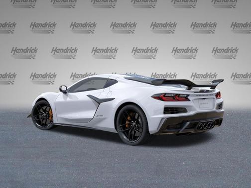 Arctic White 2026 Chevrolet Corvette Z06