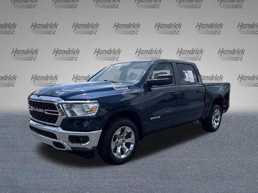 Patriot Blue Pearlcoat 2022 RAM 1500 Big Horn/Lone Star