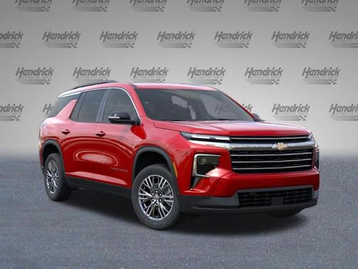 Radiant Red Tintcoat 2027 Chevrolet Traverse LT