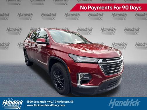 Cherry Red Tintcoat 2022 Chevrolet Traverse LT Leather
